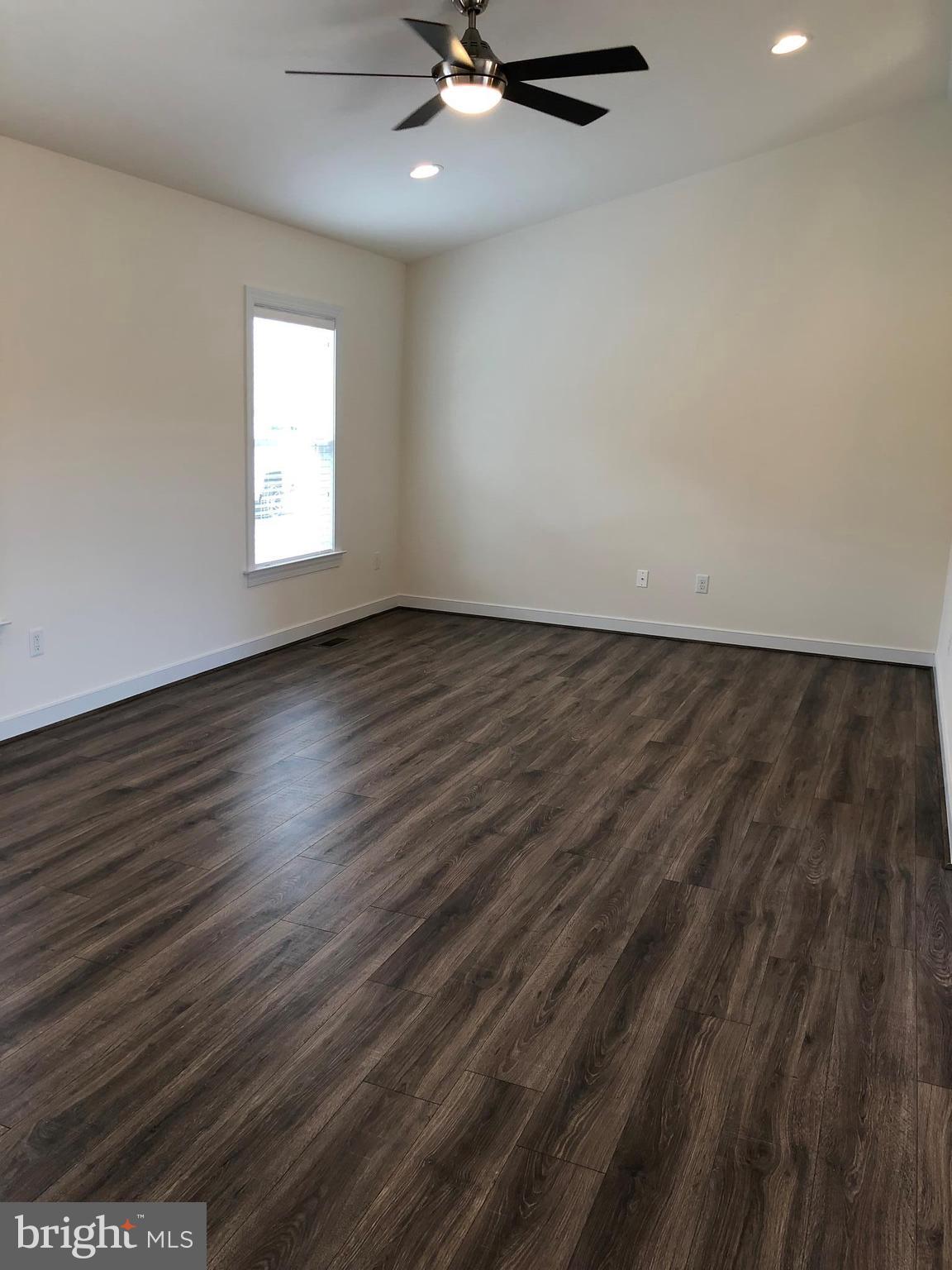 OAK GROVE ESTATES - Residential