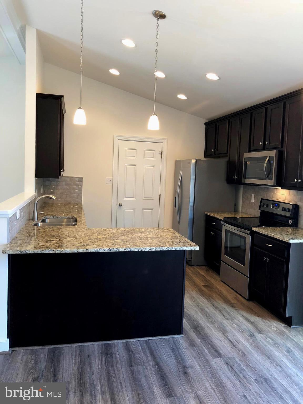 OAK GROVE ESTATES - Residential