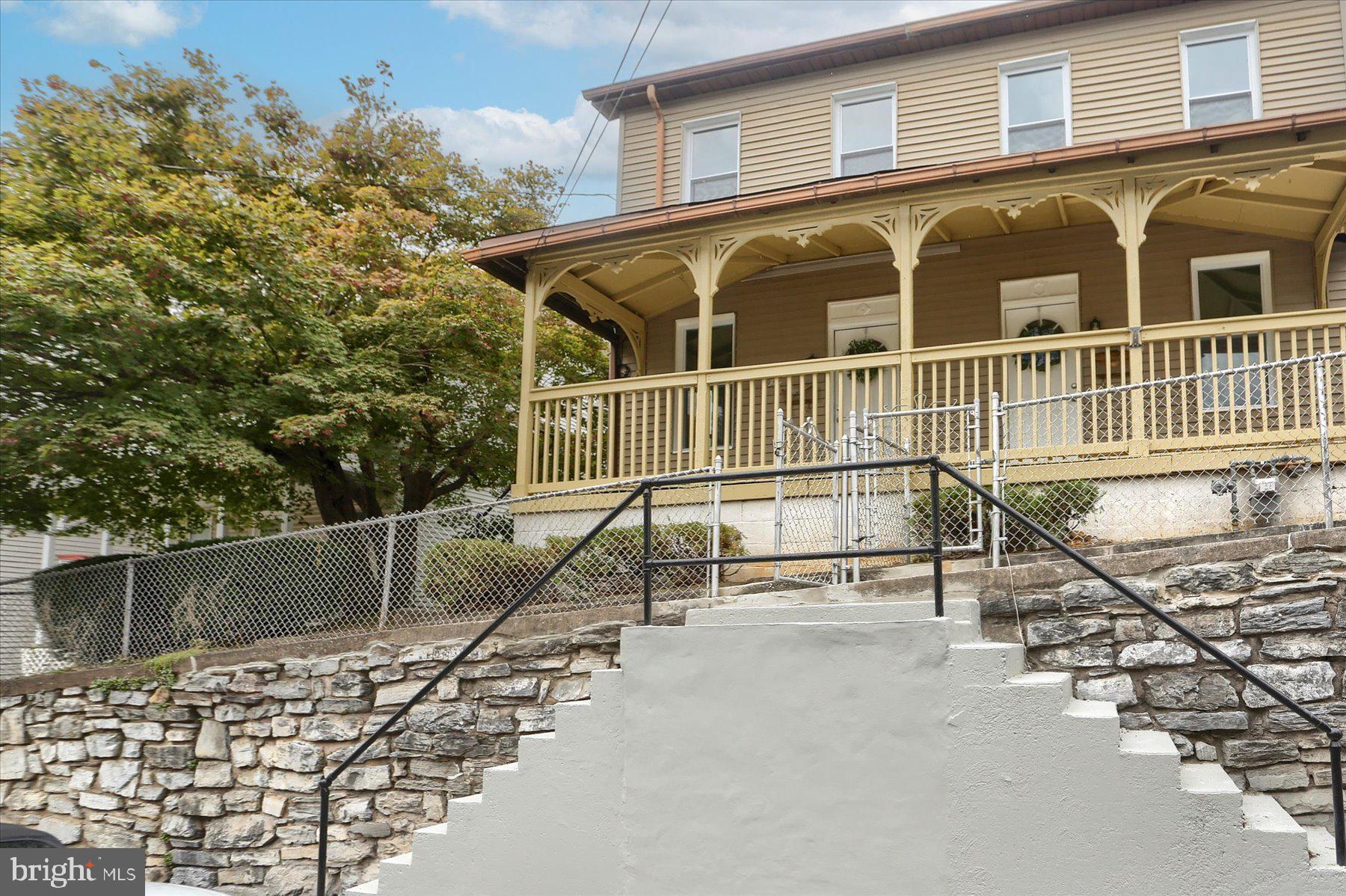 STEELTON BOROUGH - Residential