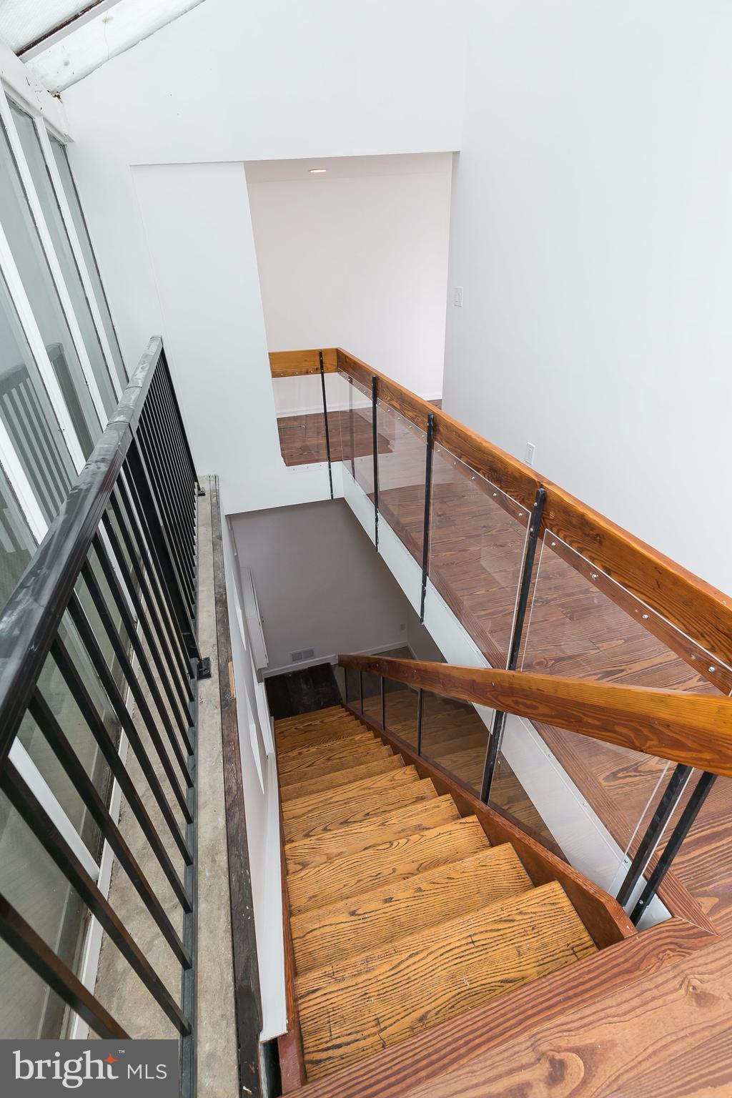 BOLTON HILL HISTORIC DISTRICT - Residential Lease