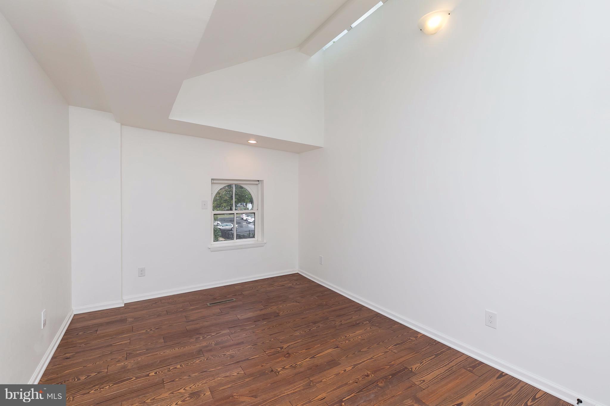 BOLTON HILL HISTORIC DISTRICT - Residential Lease