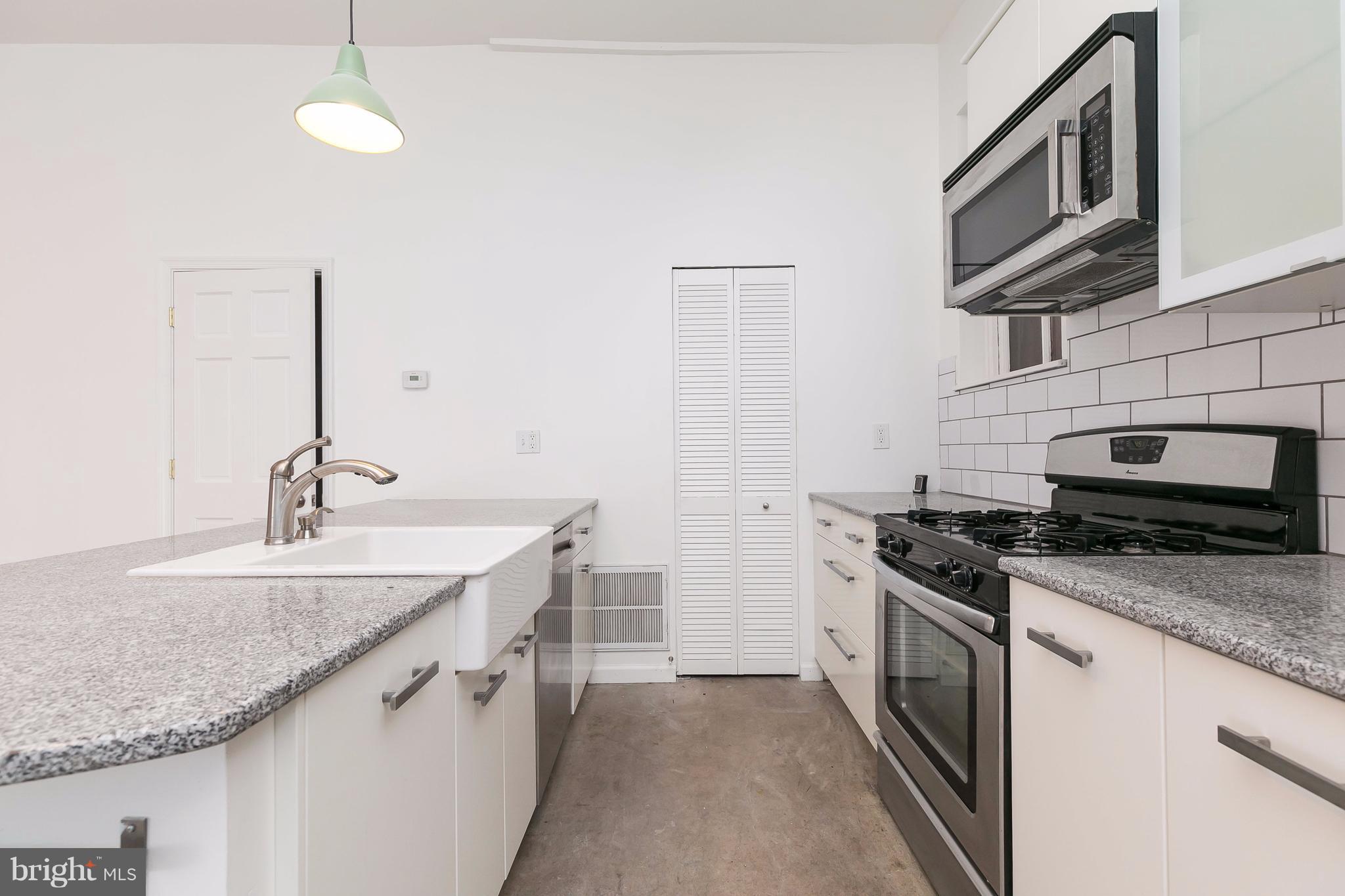 BOLTON HILL HISTORIC DISTRICT - Residential Lease