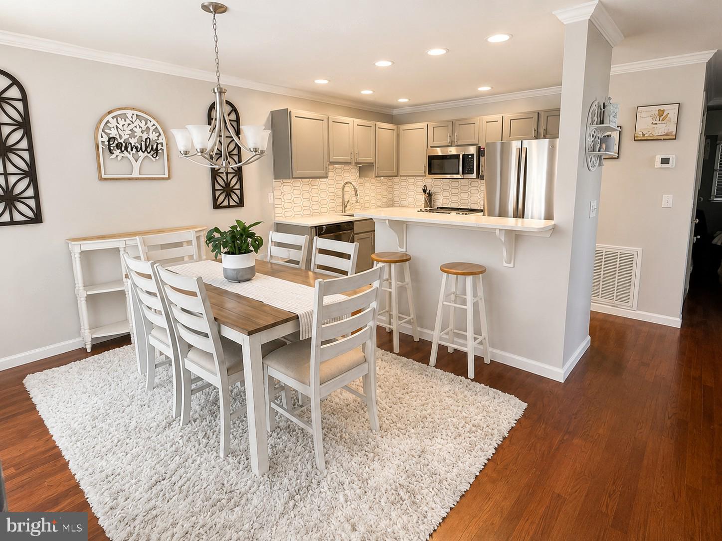 302 MERGANSER COURT A