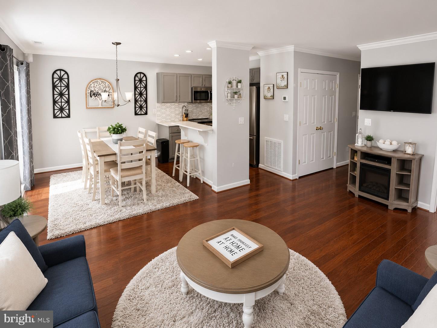 302 MERGANSER COURT A