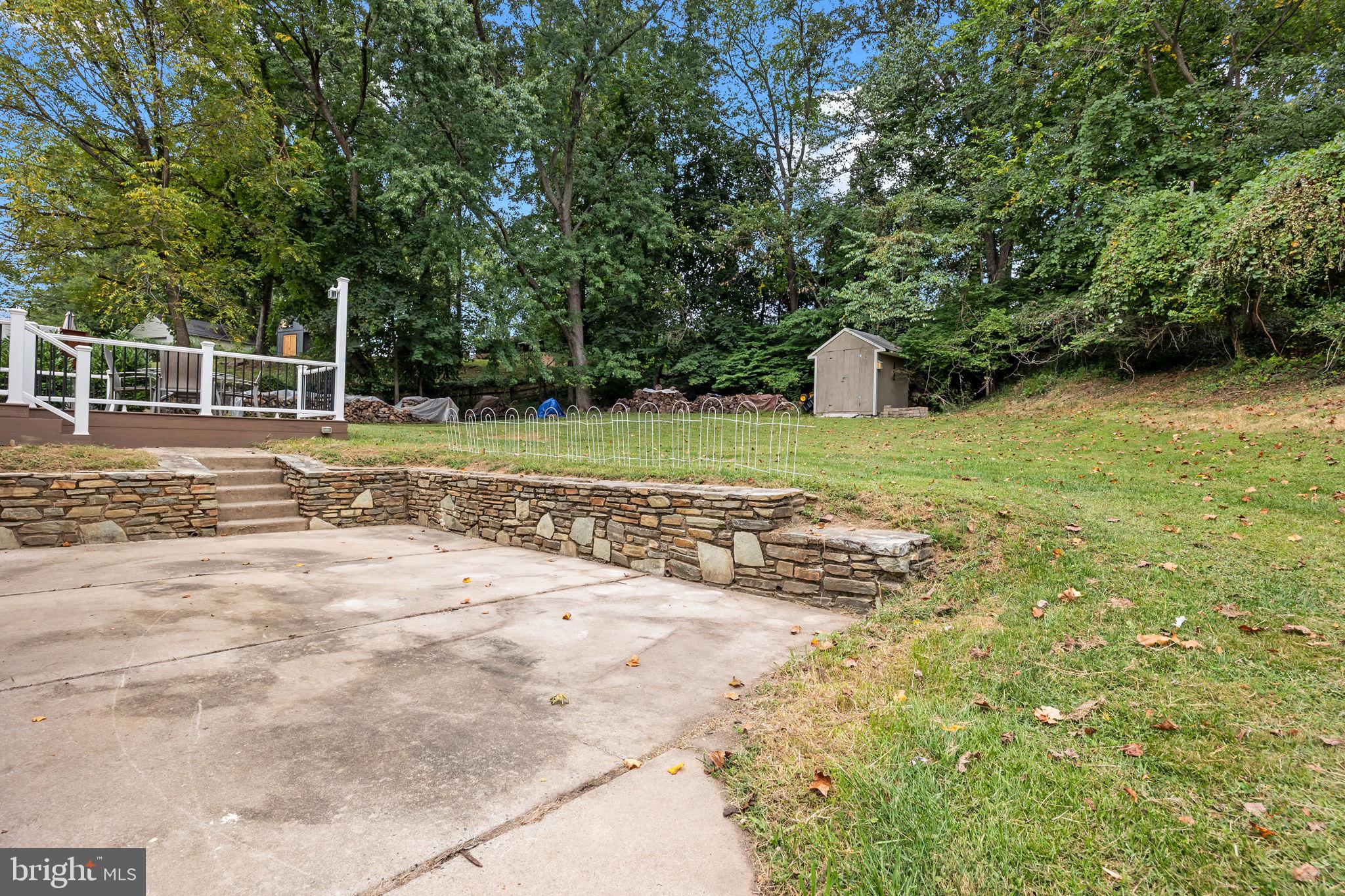 CHURCHVILLE MANOR - Residential