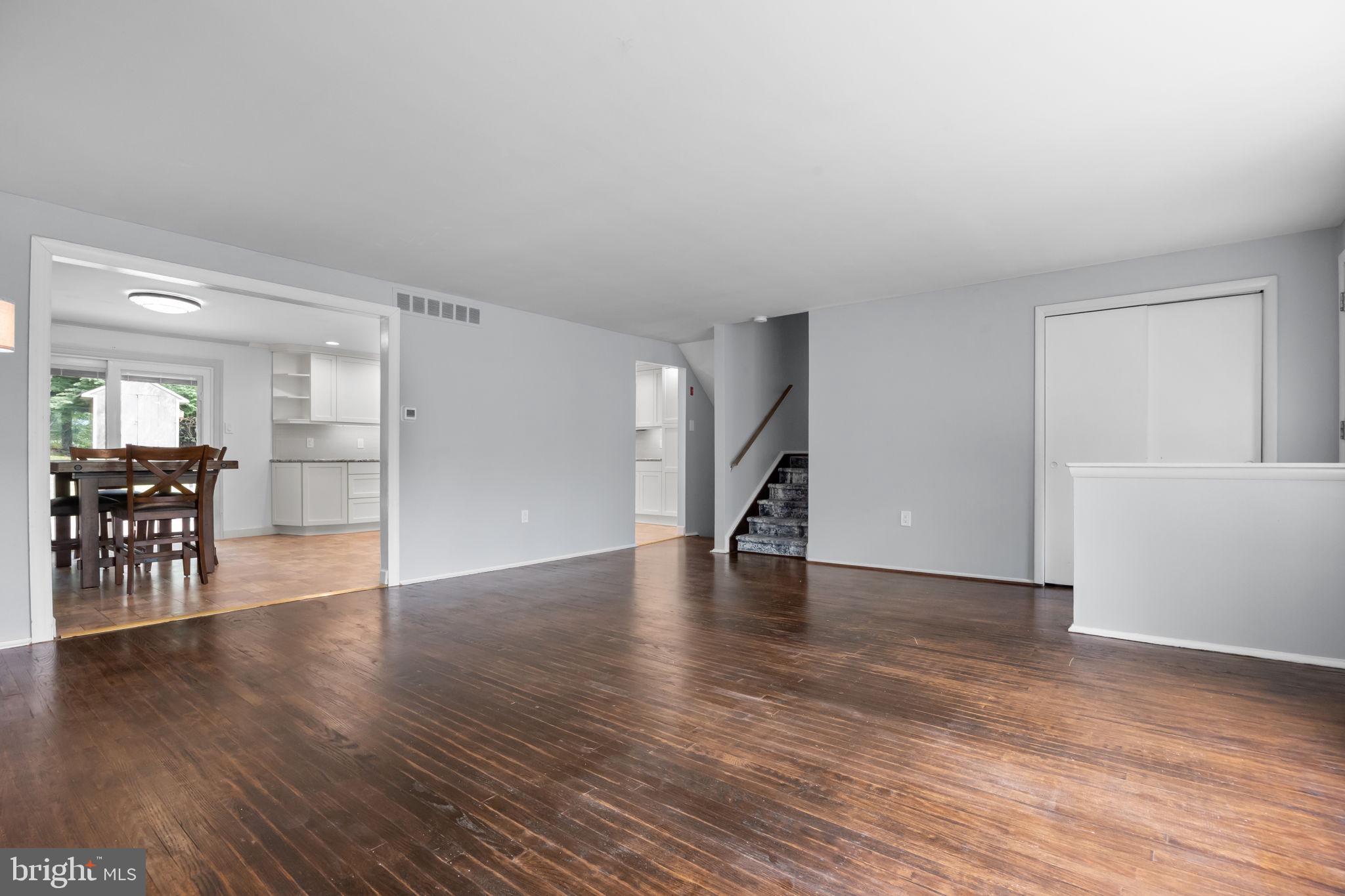 CHURCHVILLE MANOR - Residential