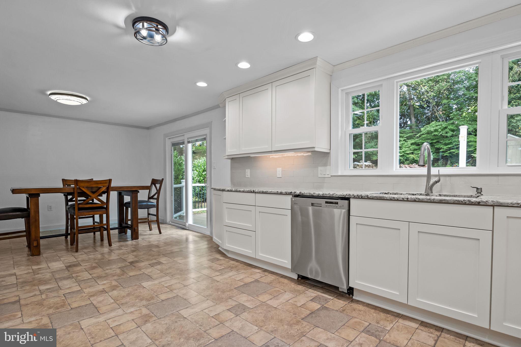 CHURCHVILLE MANOR - Residential