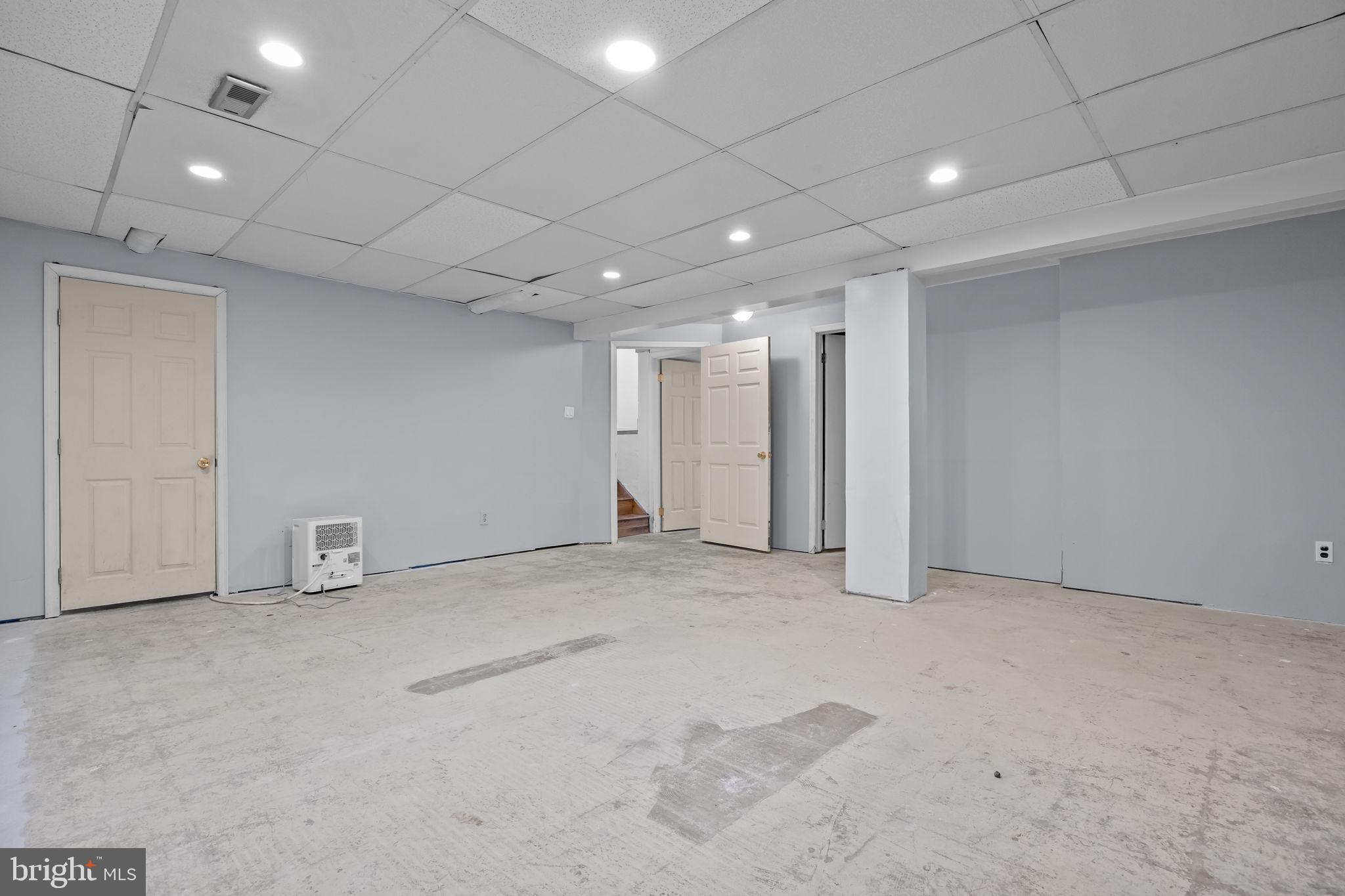 CHURCHVILLE MANOR - Residential