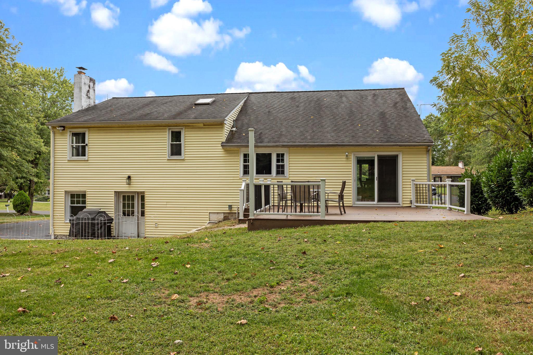 CHURCHVILLE MANOR - Residential