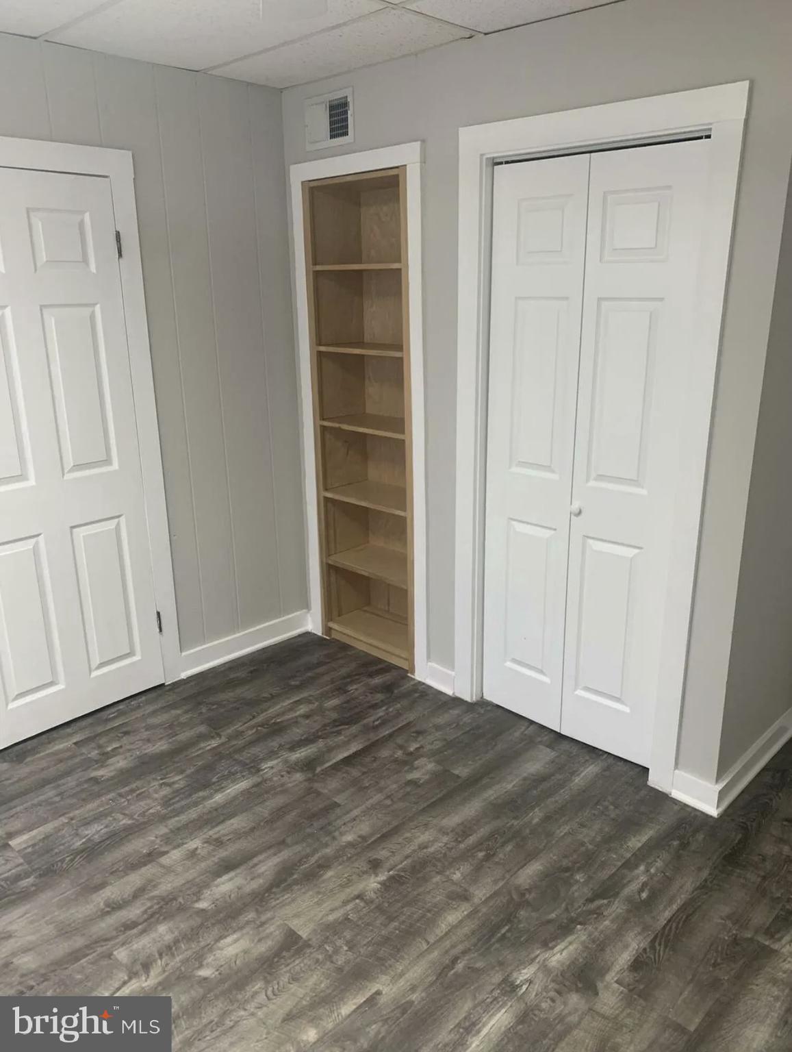 LAUREL - Residential Lease