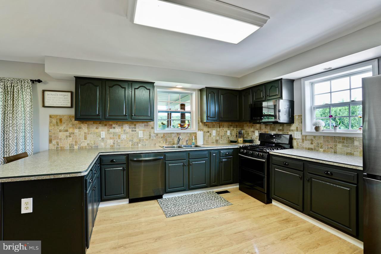 CROSSINGS ON THE POTOMAC - Residential