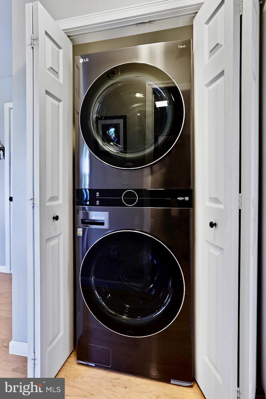 CROSSINGS ON THE POTOMAC - Residential