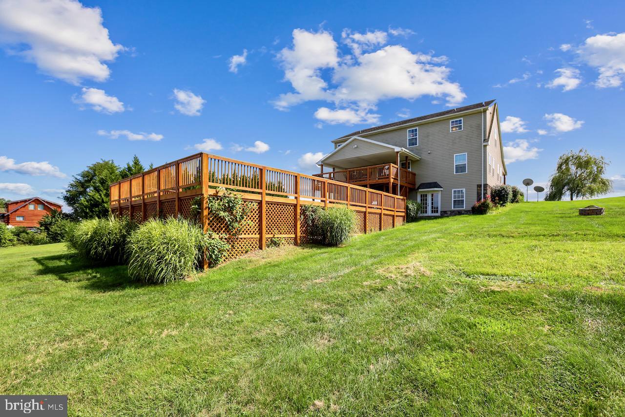 CROSSINGS ON THE POTOMAC - Residential