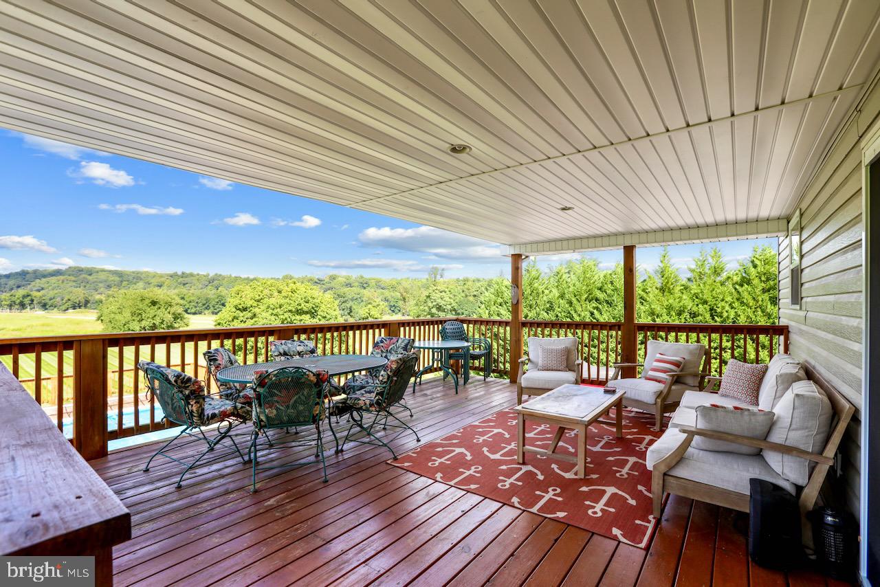 CROSSINGS ON THE POTOMAC - Residential