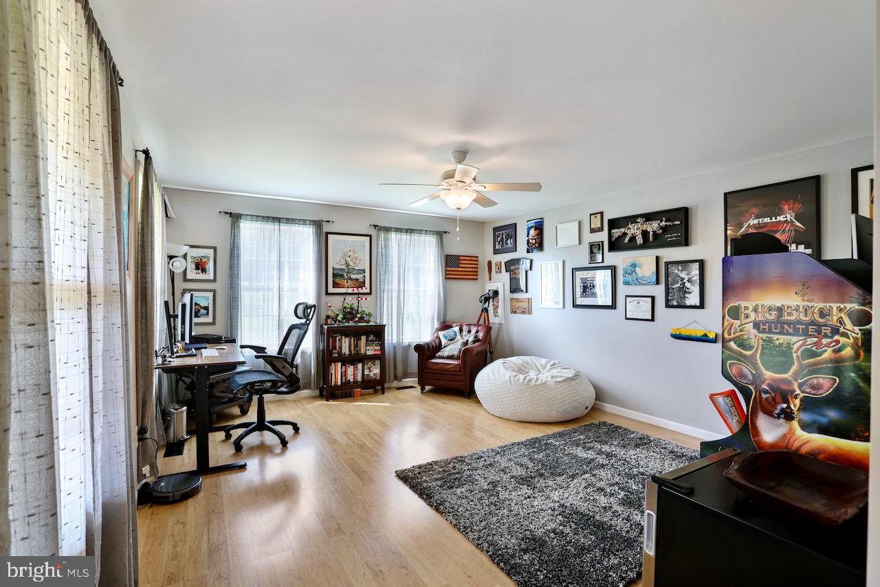 CROSSINGS ON THE POTOMAC - Residential