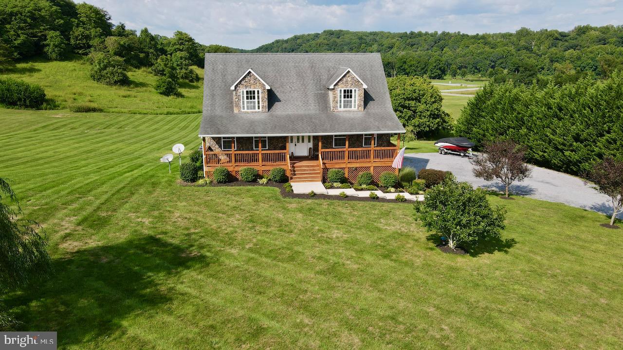 CROSSINGS ON THE POTOMAC - Residential