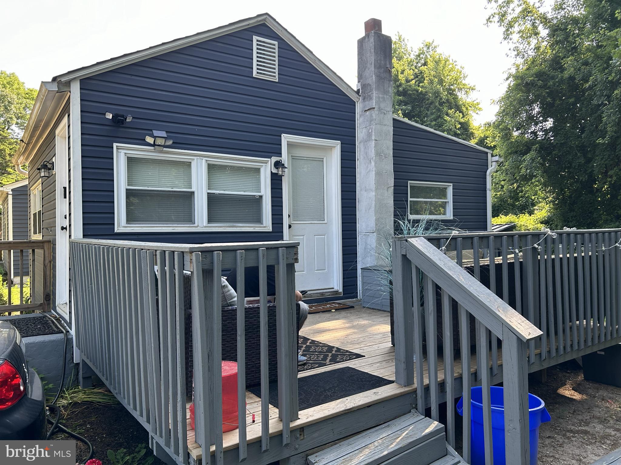 300-302 FENTON AVENUE