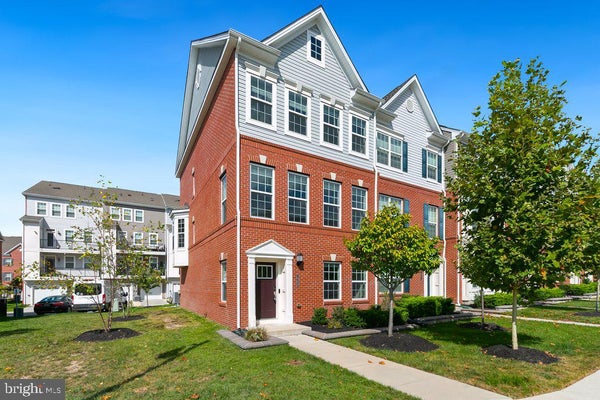 7969 BLUE STREAM DR, ELKRIDGE, MD 21075 - Image 4fe45e4e0643a3d781f8c2abf79155e2/2785681488