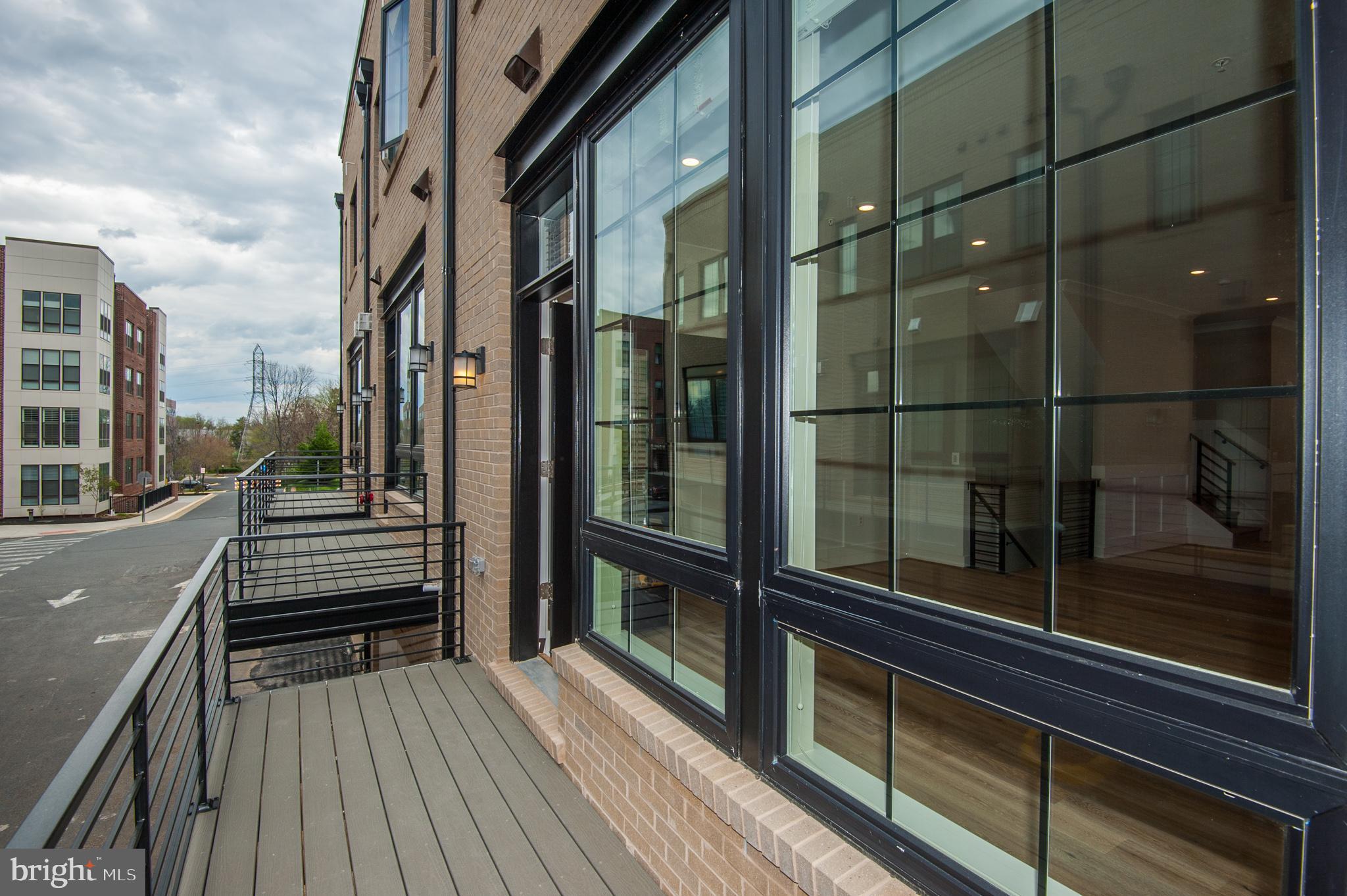 UNION TOWNS - Residential Lease