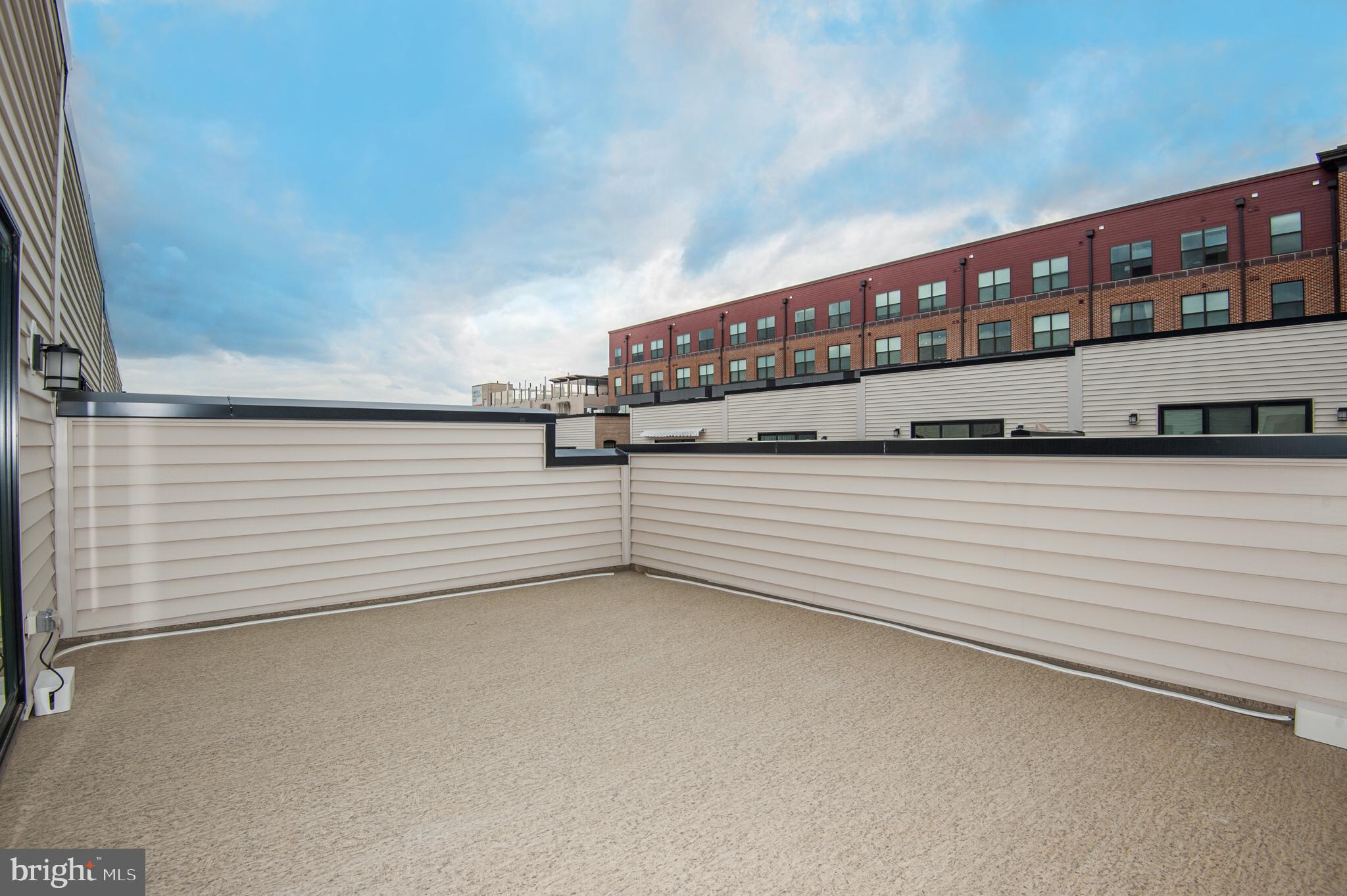 UNION TOWNS - Residential Lease