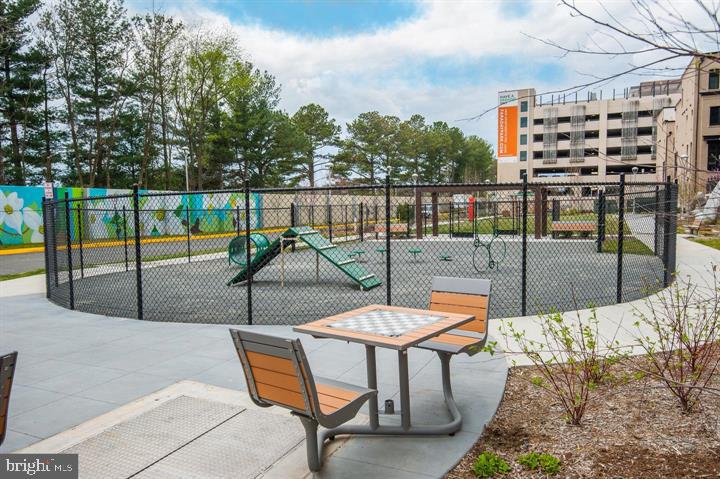 UNION TOWNS - Residential Lease