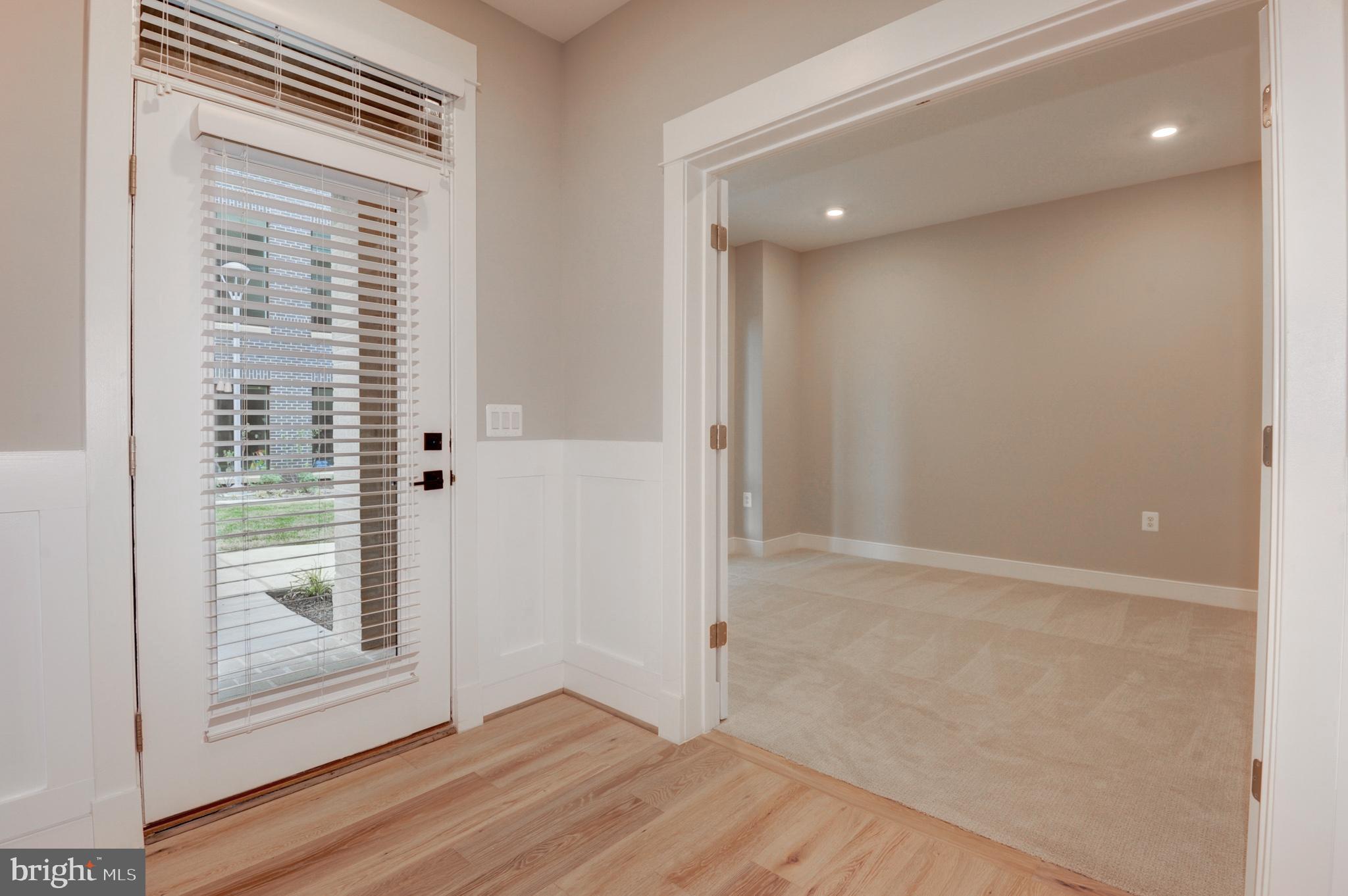 UNION TOWNS - Residential Lease