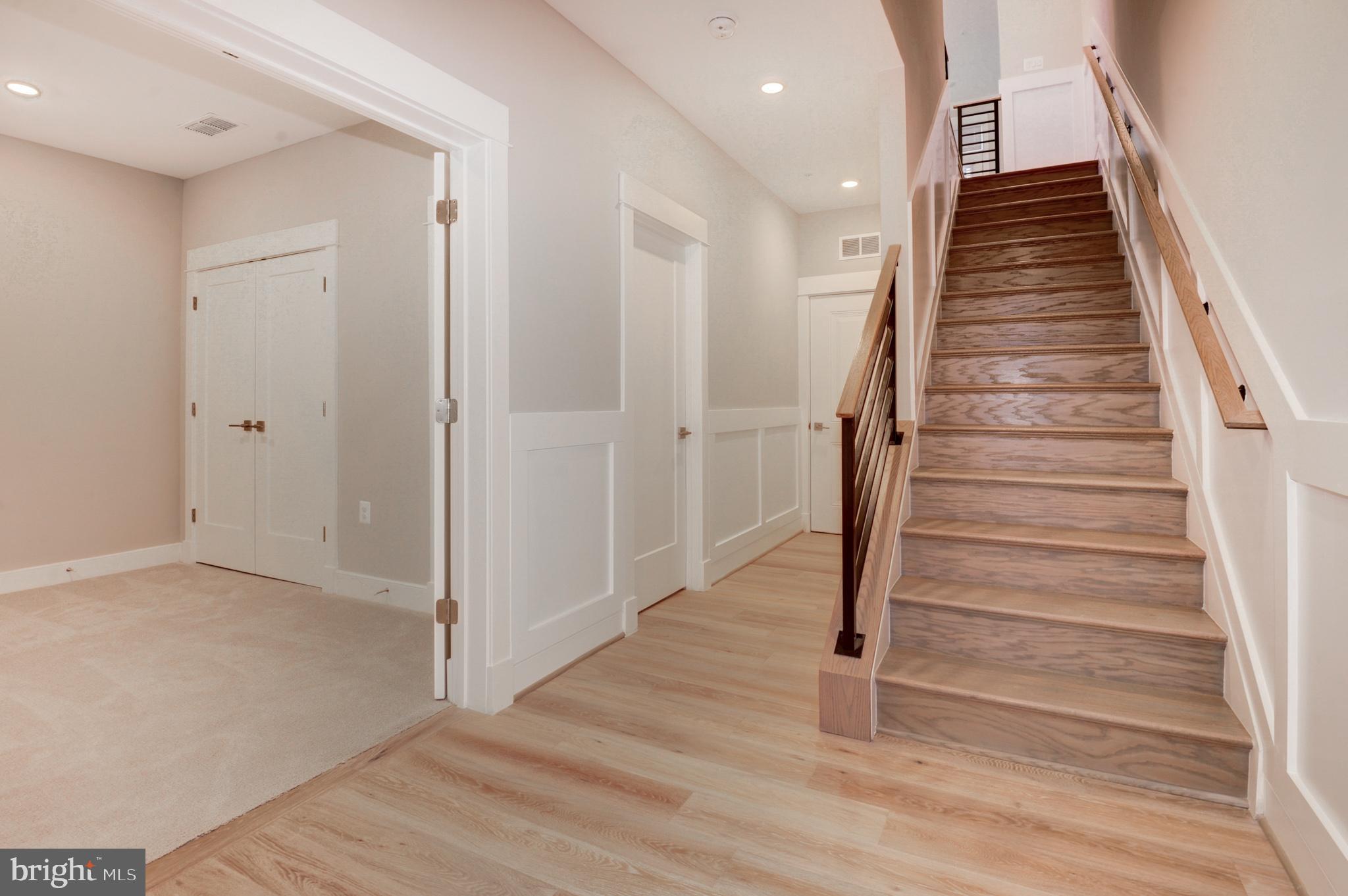 UNION TOWNS - Residential Lease