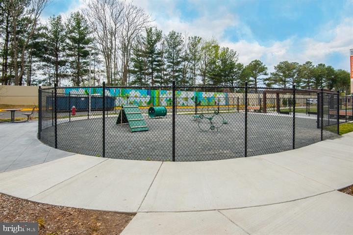 UNION TOWNS - Residential Lease