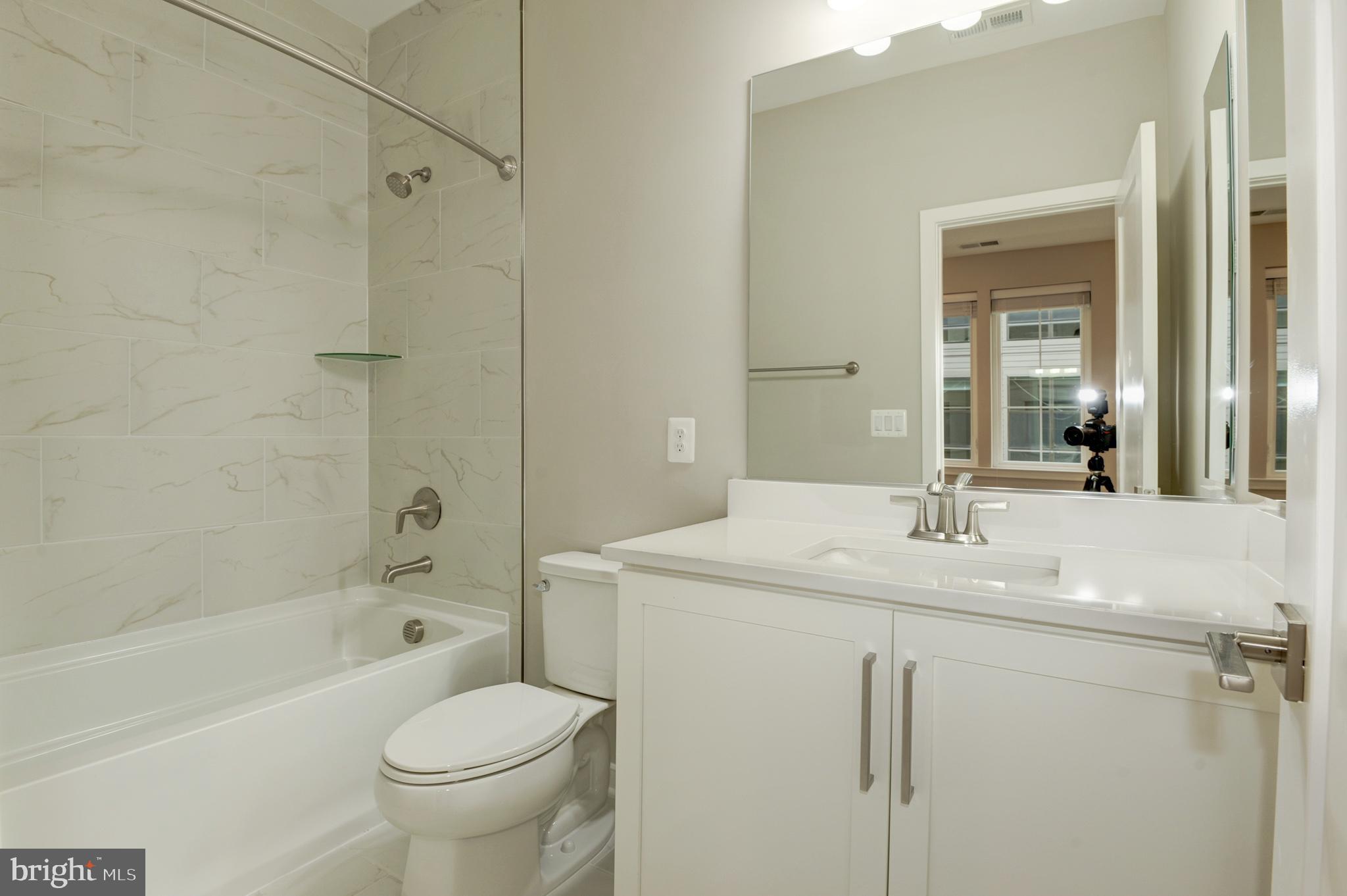 UNION TOWNS - Residential Lease