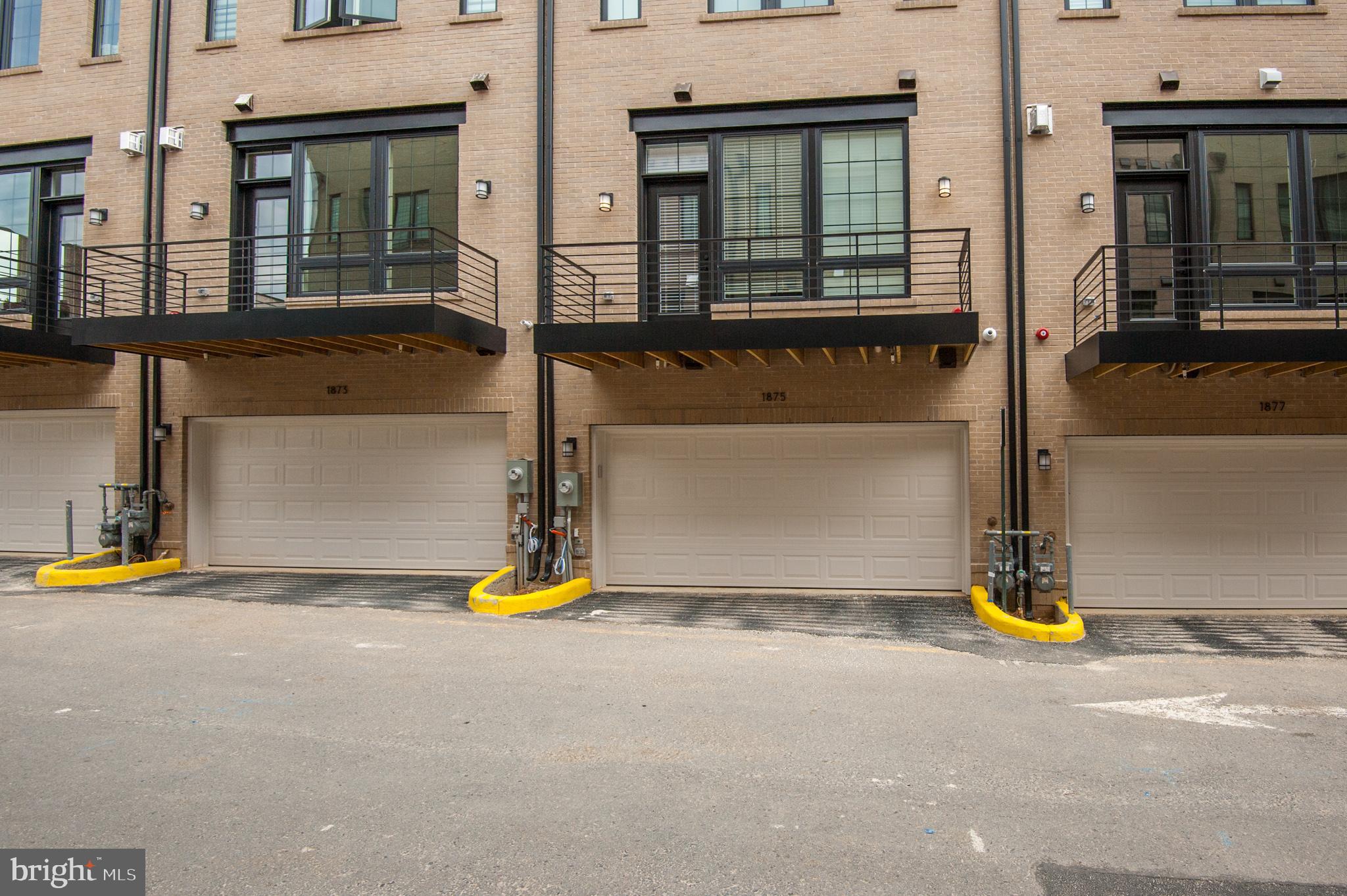 UNION TOWNS - Residential Lease