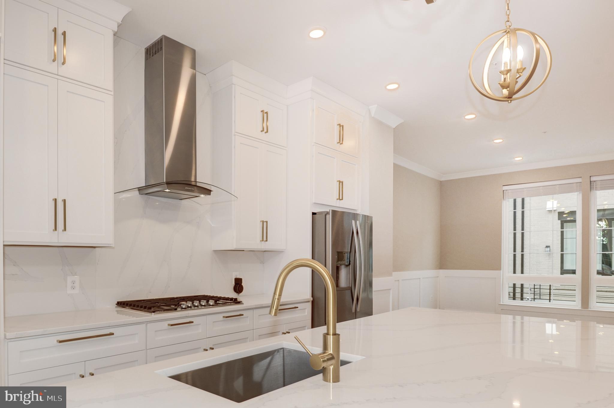 UNION TOWNS - Residential Lease