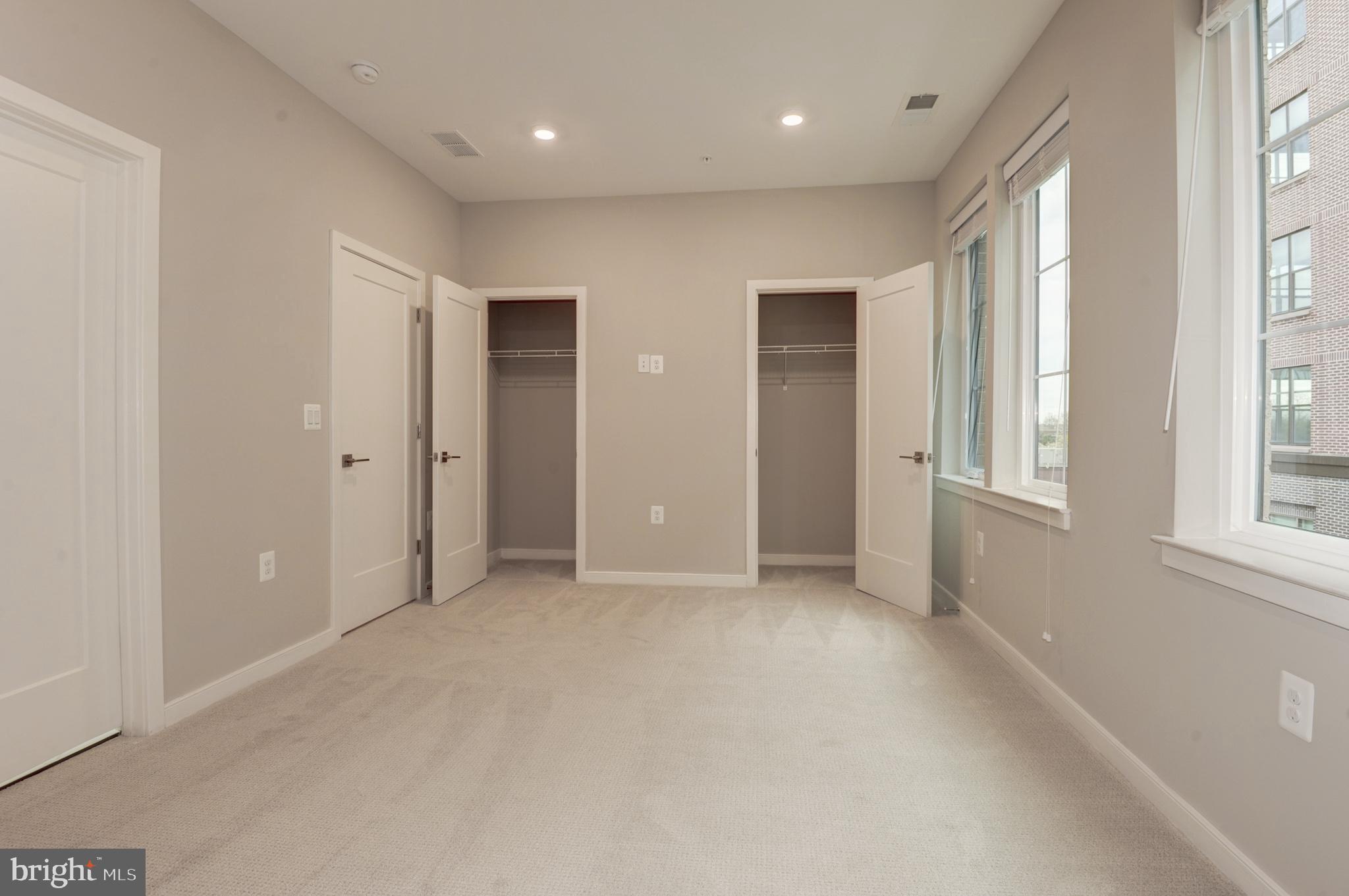 UNION TOWNS - Residential Lease