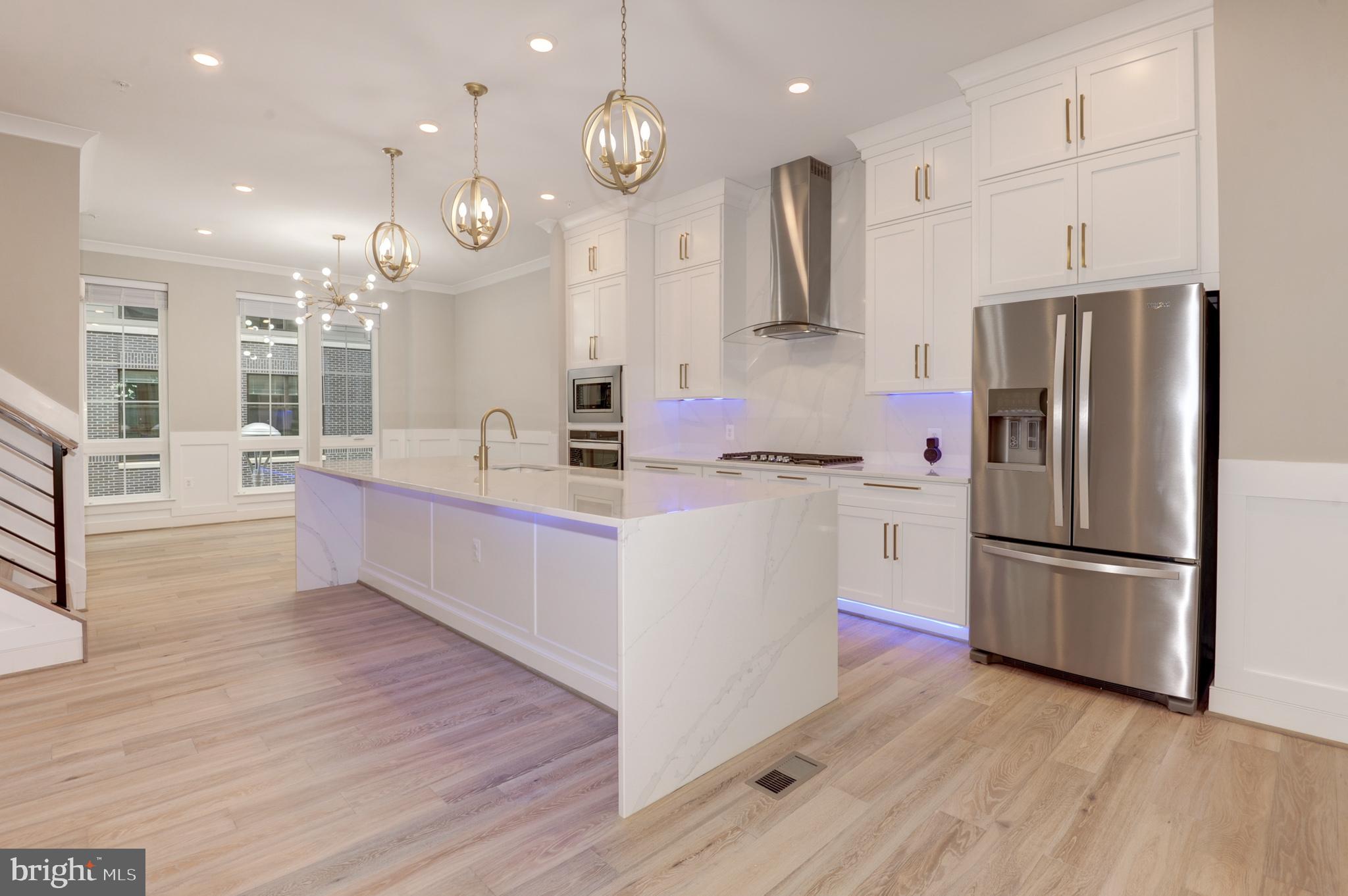 UNION TOWNS - Residential Lease