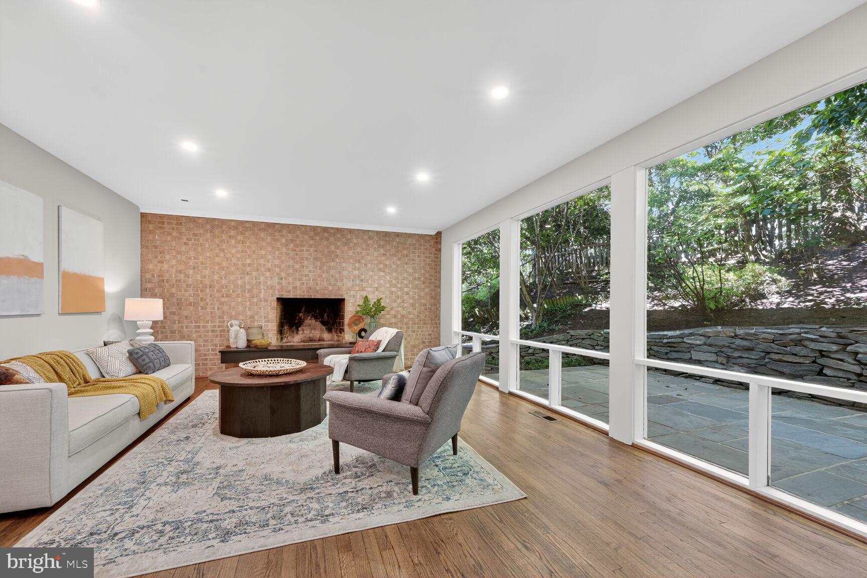 3501 LIVINGSTON STREET NW