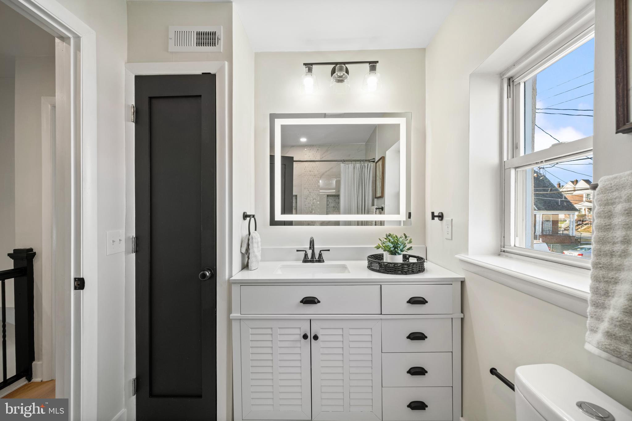 EDGEWOOD - Residential