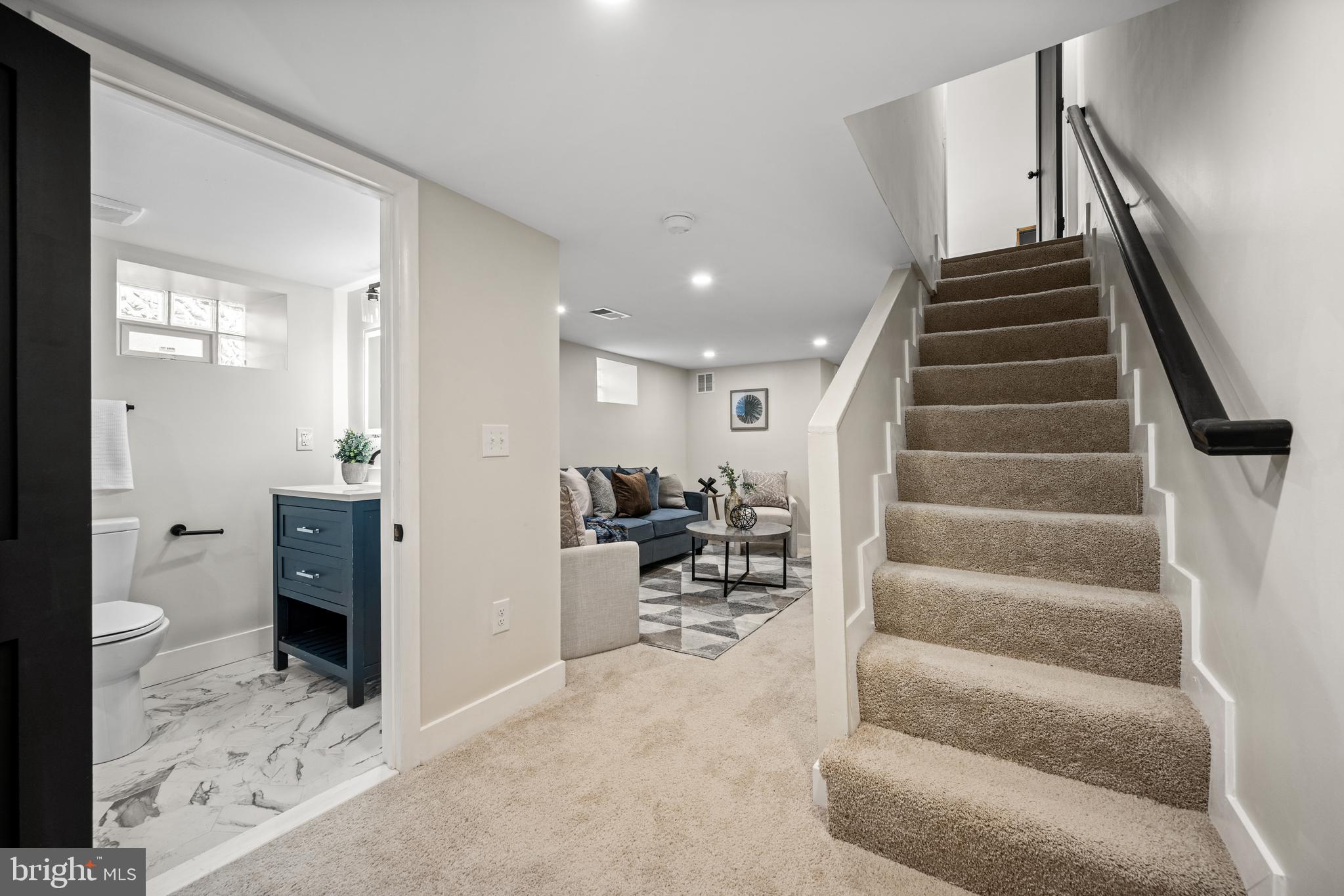 EDGEWOOD - Residential