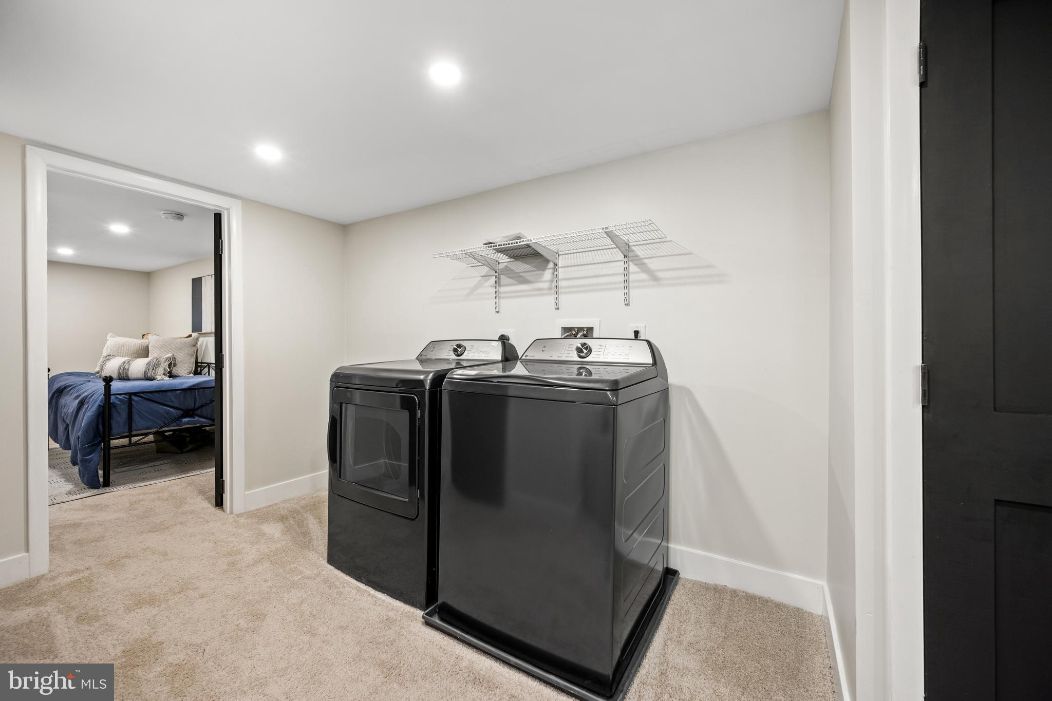 EDGEWOOD - Residential