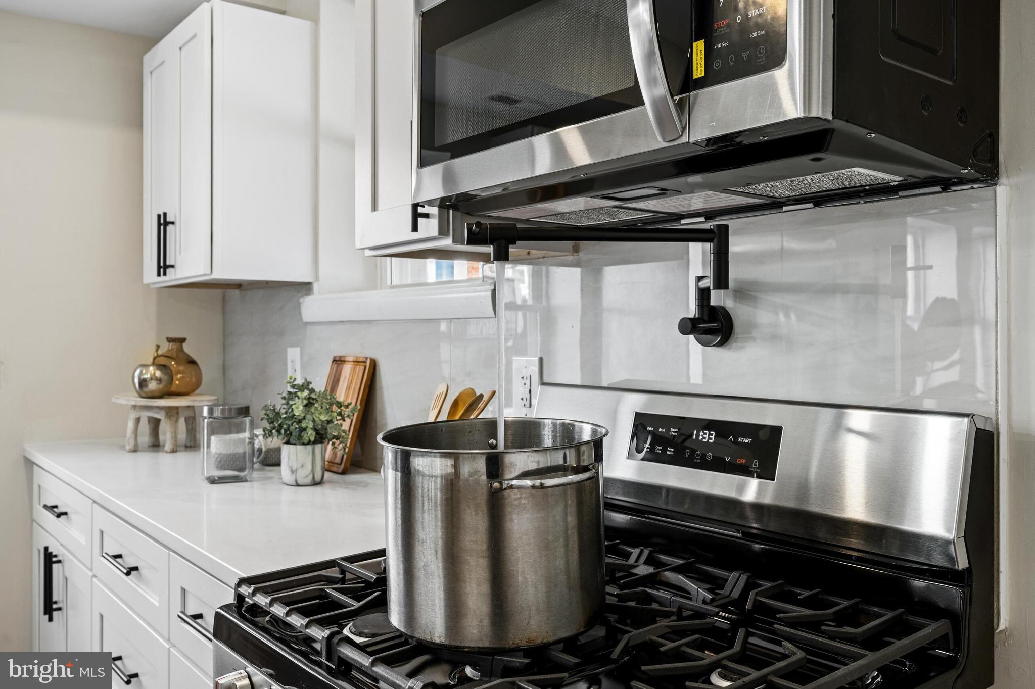 EDGEWOOD - Residential