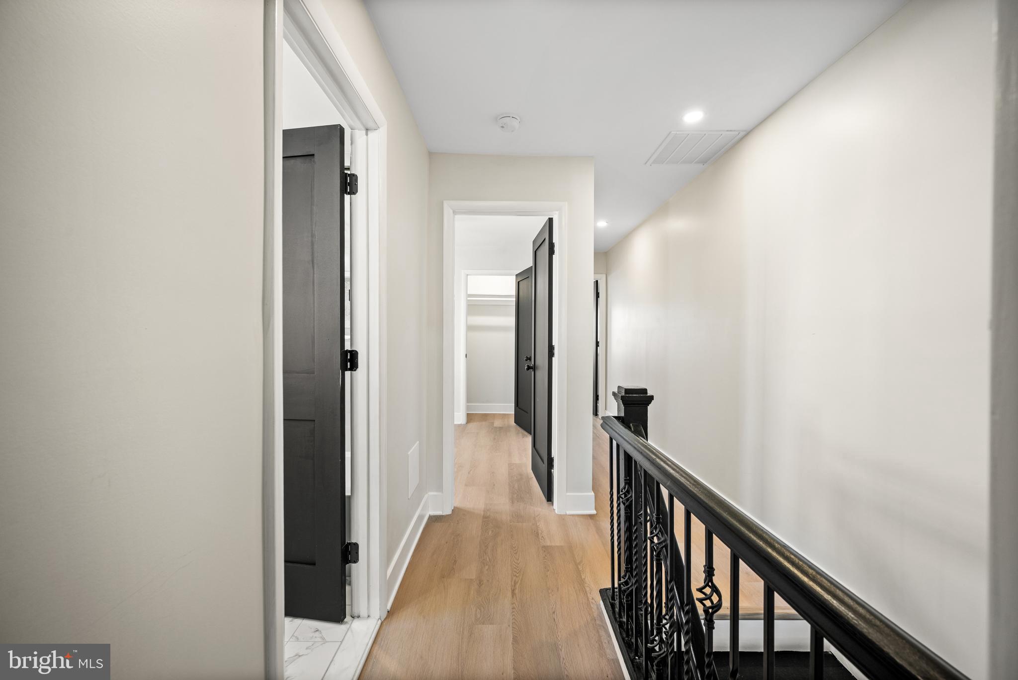 EDGEWOOD - Residential