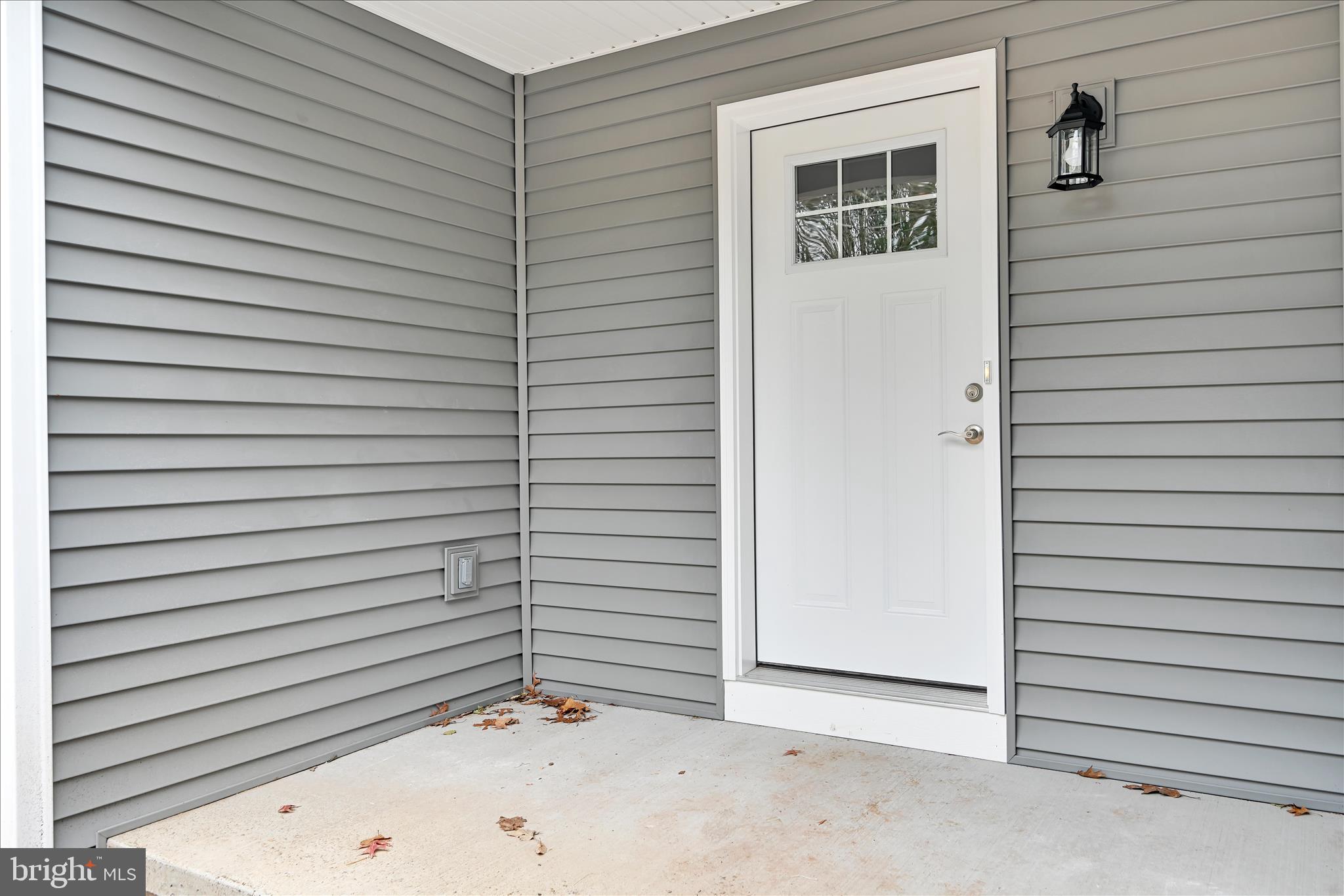 1753 RUNNING DEER DRIVE