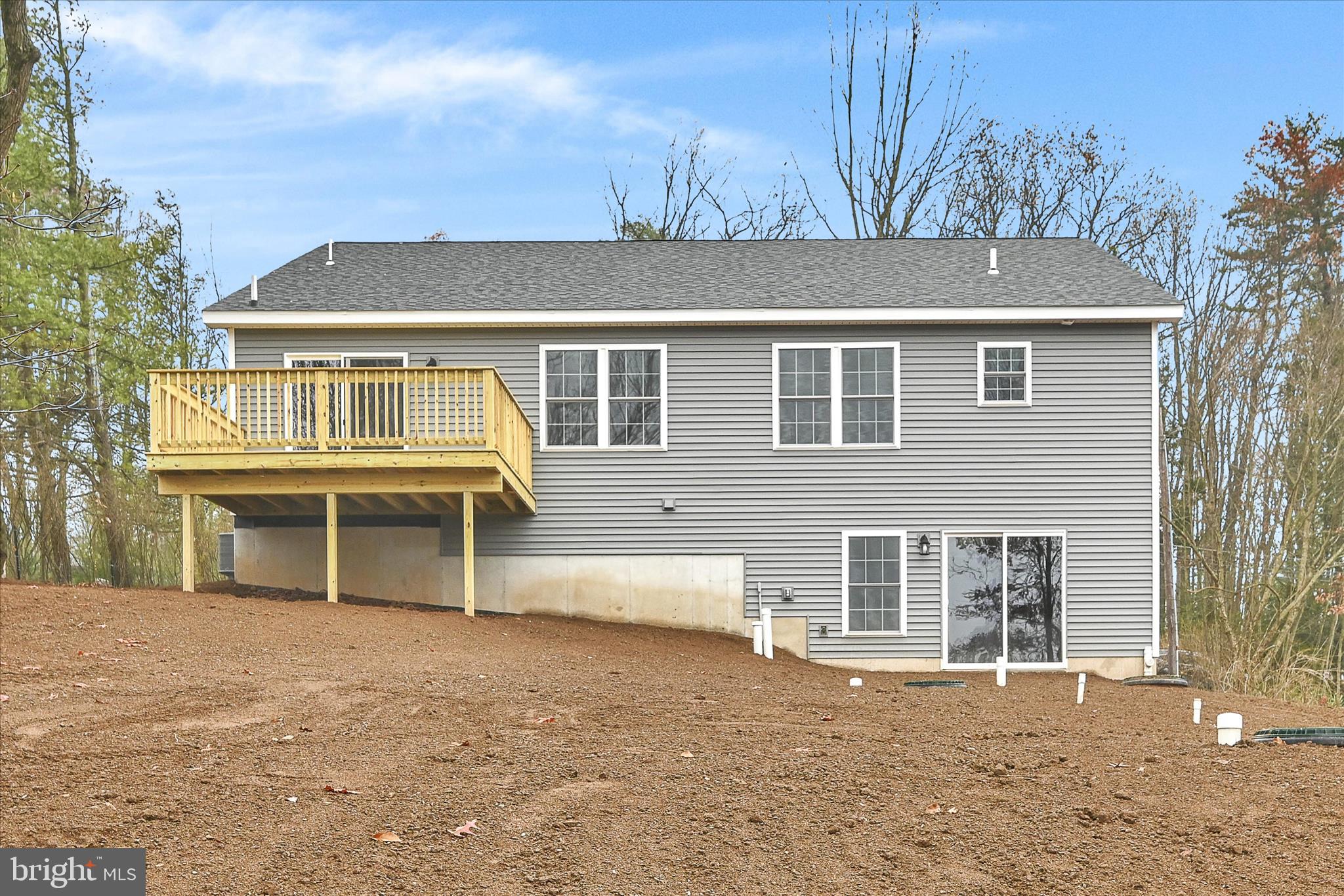 LAKE WYNONAH - Residential