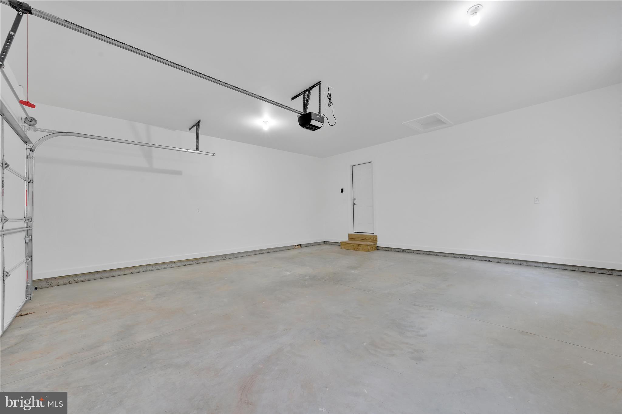 LAKE WYNONAH - Residential