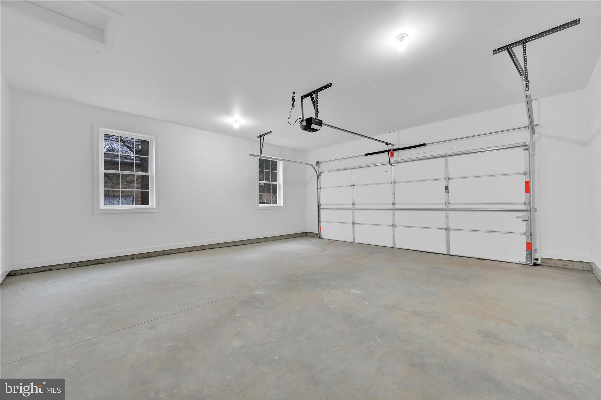 LAKE WYNONAH - Residential