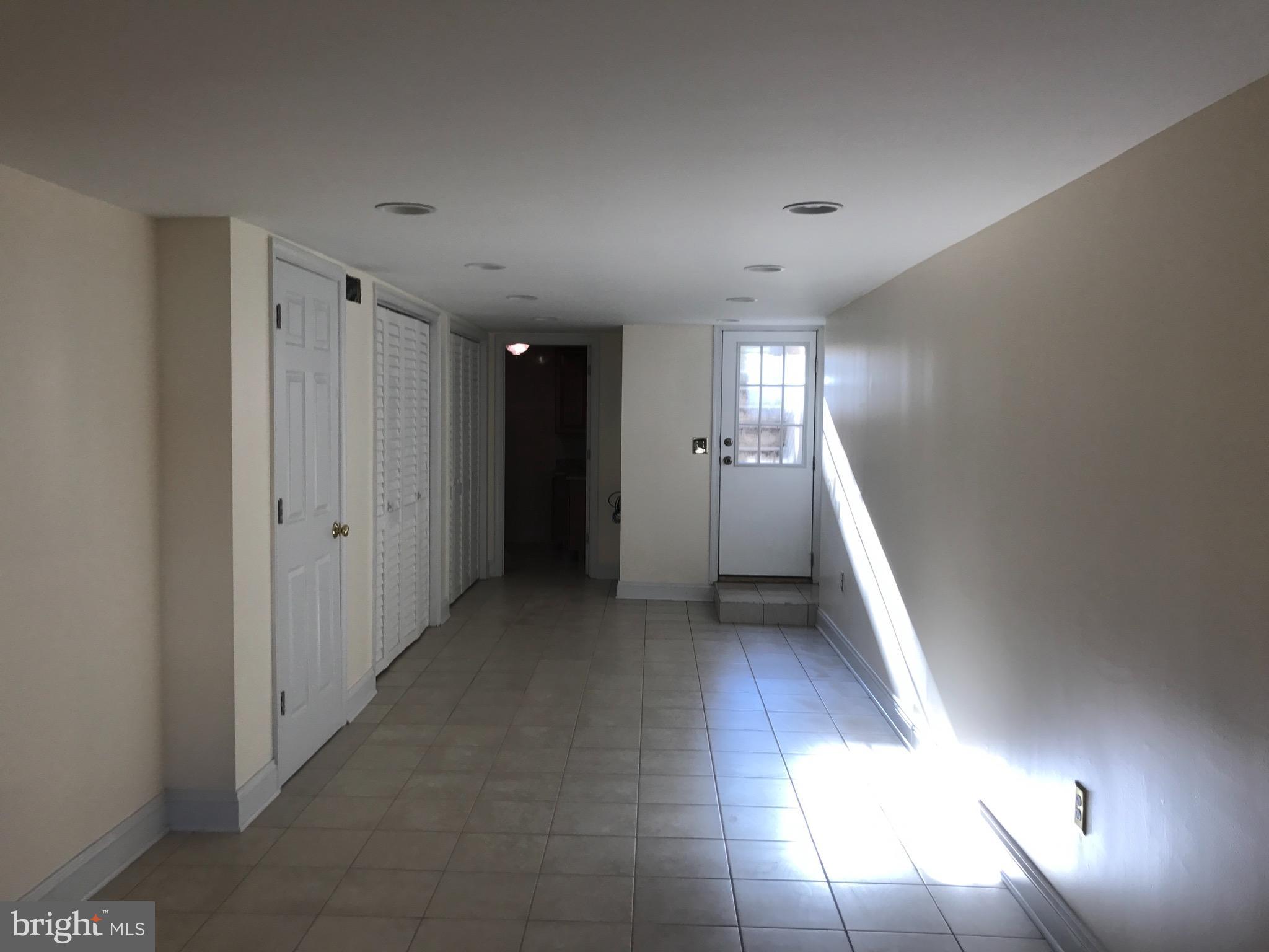 GREEKTOWN - Residential Lease