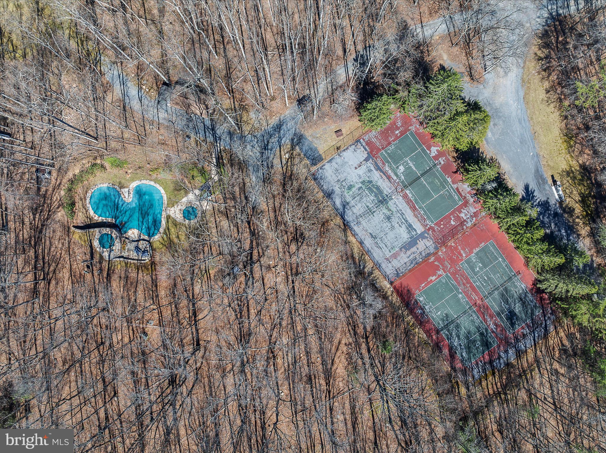 COOLFONT MOUNTAINSIDE - Residential