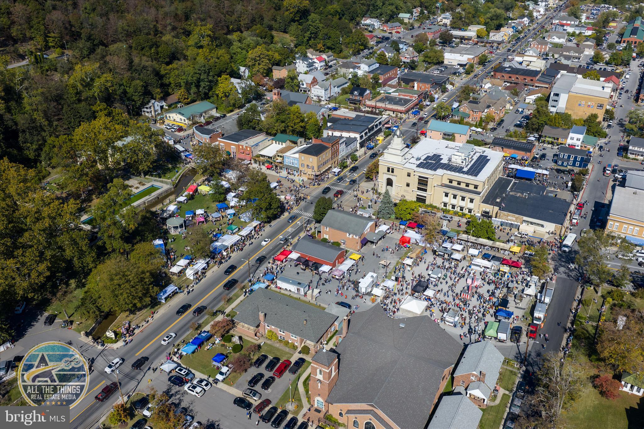 COOLFONT MOUNTAINSIDE - Residential