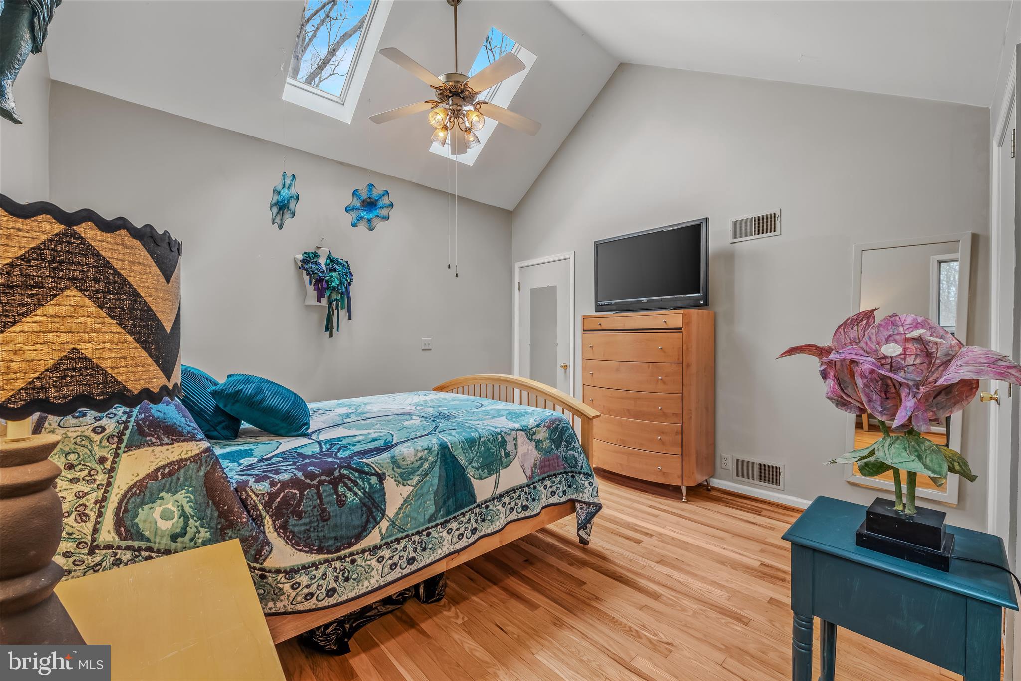 COOLFONT MOUNTAINSIDE - Residential