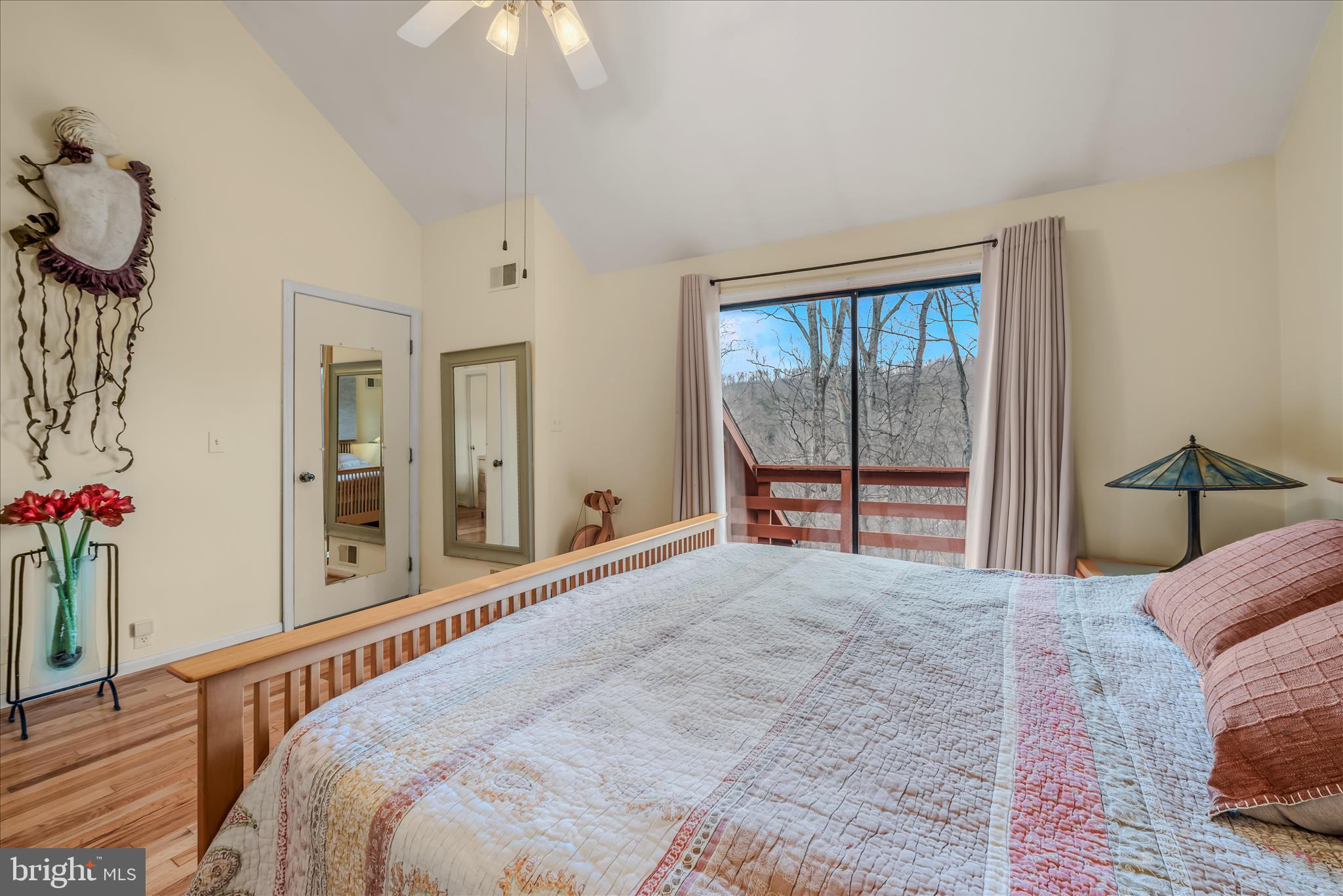 COOLFONT MOUNTAINSIDE - Residential