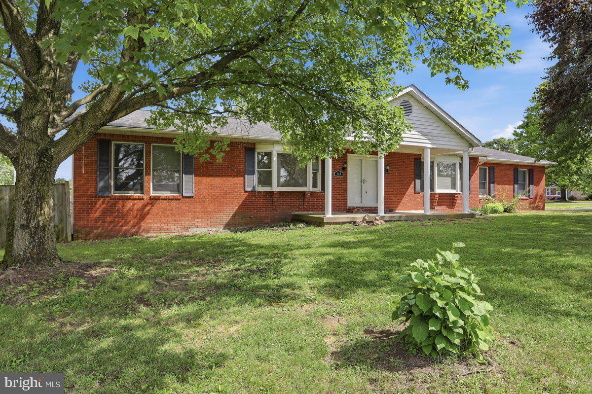 143 KNOLL DRIVE 0