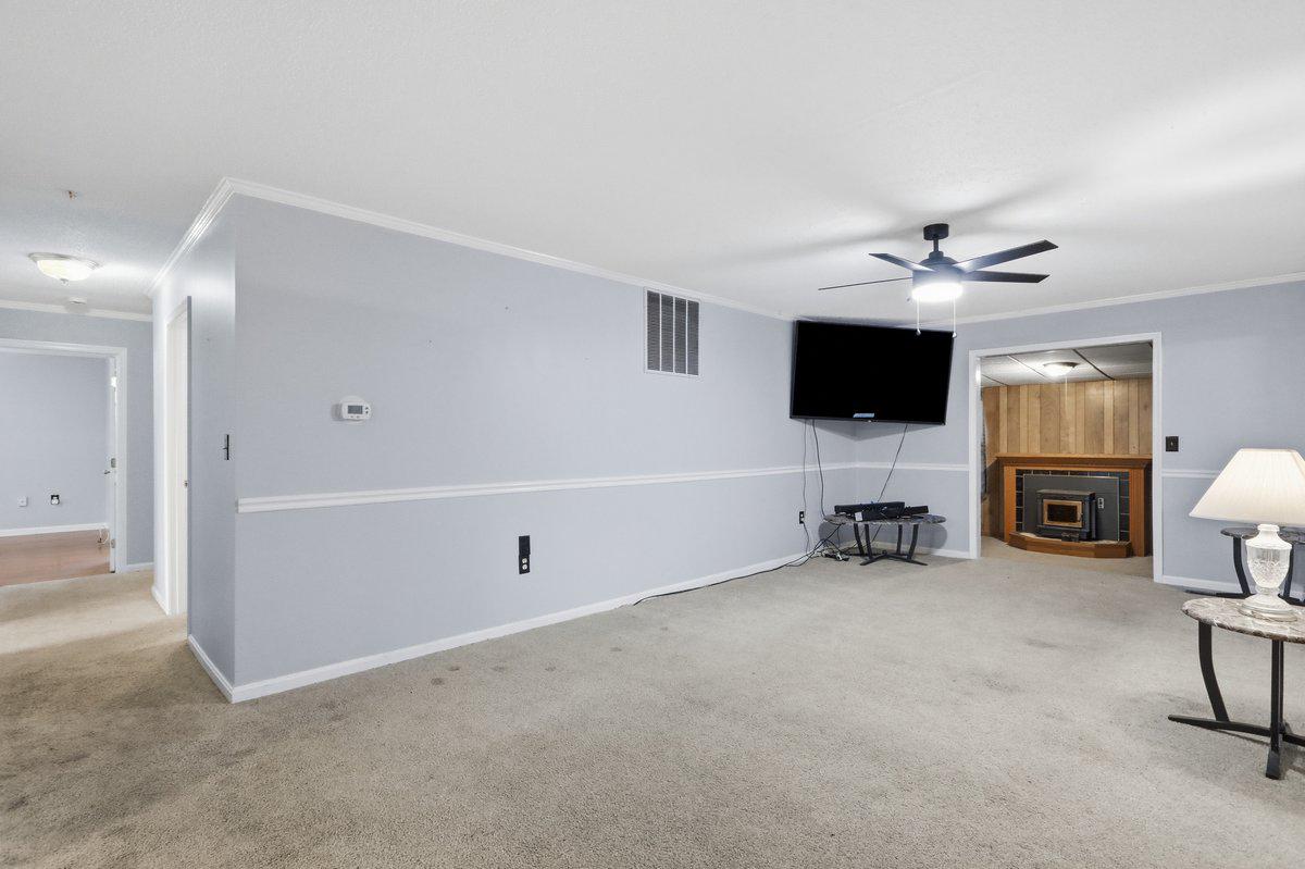 143 KNOLL DRIVE 0